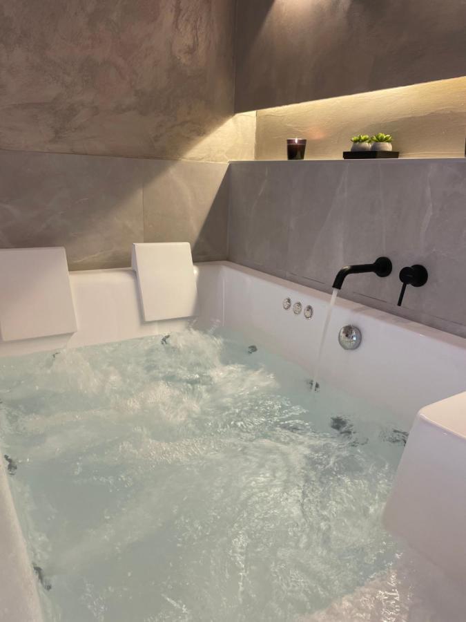 Jacuzzi Suite Ladadika Saloniki Zewnętrze zdjęcie