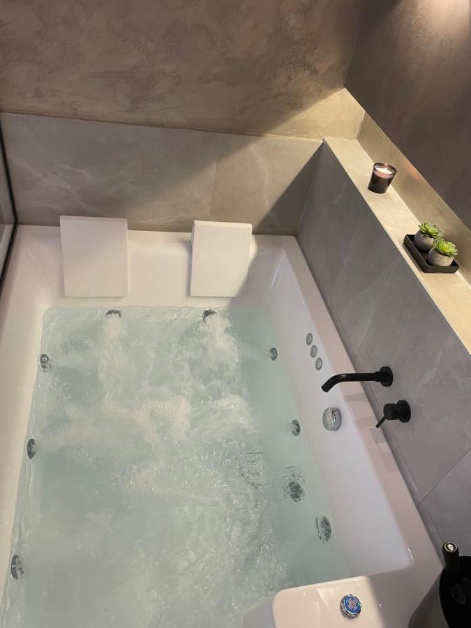 Jacuzzi Suite Ladadika Saloniki Zewnętrze zdjęcie